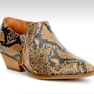 Chelsea & Violet Snakeskin Booties - Size 7.5